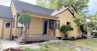 Main picture of 100 S 17th St