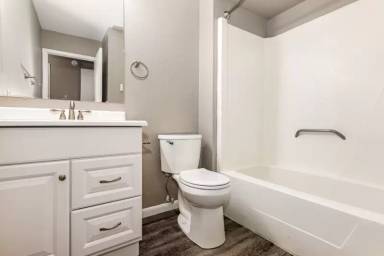 Main picture of 4668 Talmadge Rd