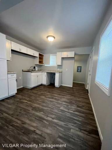 Main picture of 3437 163rd St