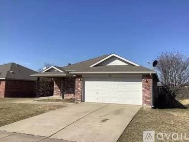 Main picture of 3005 Lake Side Dr
