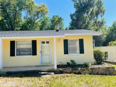 Main picture of 218 E 11th Ave