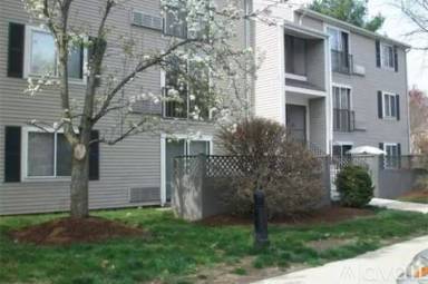 Main picture of 13 Village Rock Ln