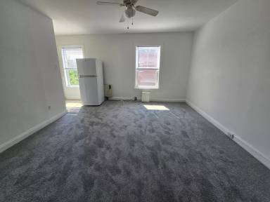 Main picture of 637 N 16th St