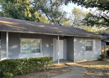 Main picture of 2302 W Hickory St