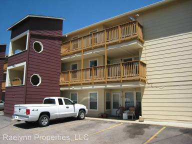 Main picture of 7132 S Bryant St