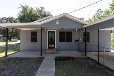 Main picture of 1032 Falls St