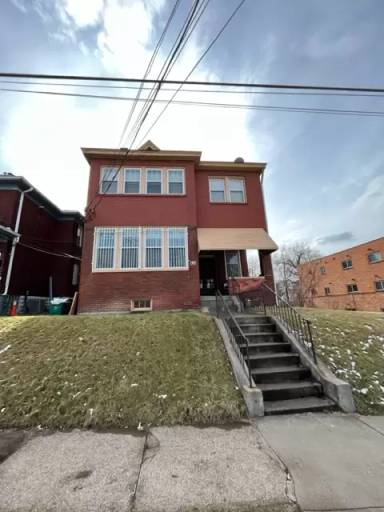 Main picture of 424 Ross Ave