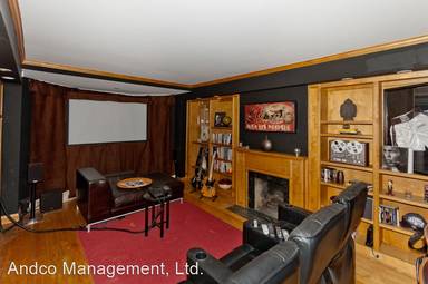 Main picture of 1037 W Webster Ave