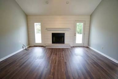 Main picture of 3897 Brookfield Dr