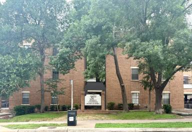 Main picture of 203 E 31st St