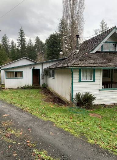 Main picture of Vintage Farm Style Home