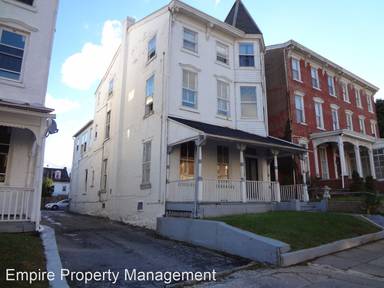 Main picture of 317 N 6th St