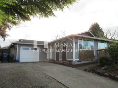 Main picture of 5002 N 39th St