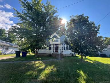 Main picture of 1222 S Luick Ave