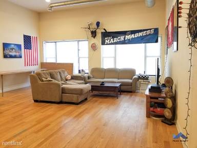 Main picture of 4024 N Sheridan Rd