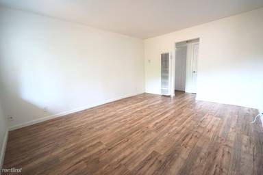 Main picture of 152 Lincoln Ave