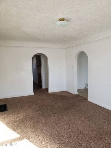 Main picture of 209-11 N 18th St