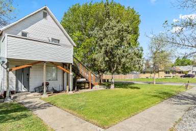 Main picture of 227 E Ermina Ave