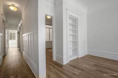 Main picture of 379 Union St