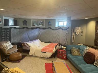 Main picture of 22 Grand View Ave