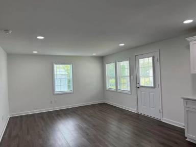 Main picture of 502 E Hargett St