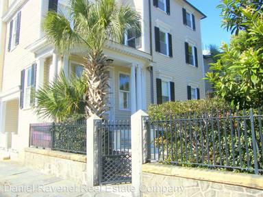 Main picture of 4 Ladson St