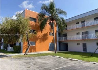 Main picture of 11311 SW 200th St