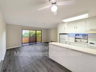 Main picture of 1568 Willowbrae Ave