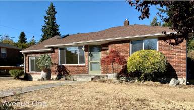 Main picture of 3724 SW 107th St