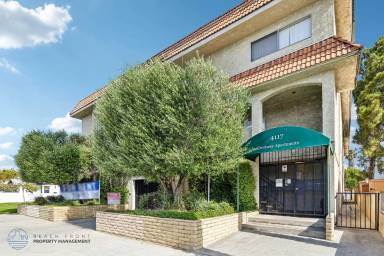 Main picture of 4117 W Broadway