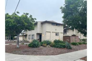 Main picture of 3415 Dwight St