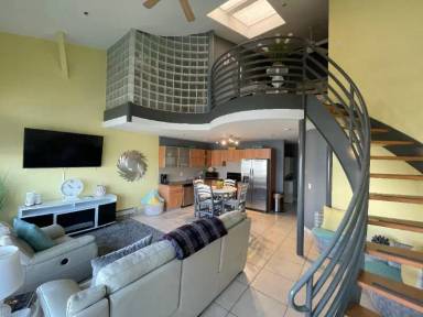 Main picture of 21 Seabreeze Dr