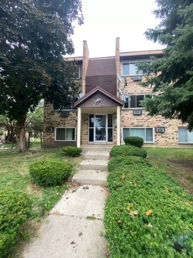 Main picture of 1729 W Chariot Ct