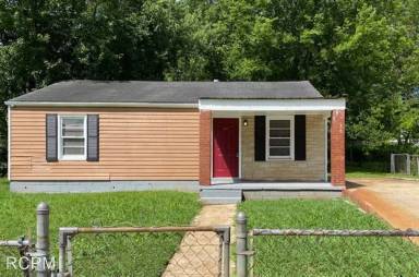 Main picture of 1019 Fairway Dr NW