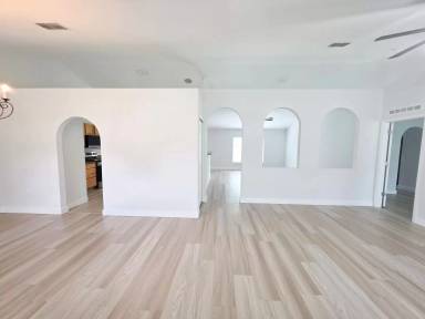 Main picture of 5230 Compass Pointe Cir