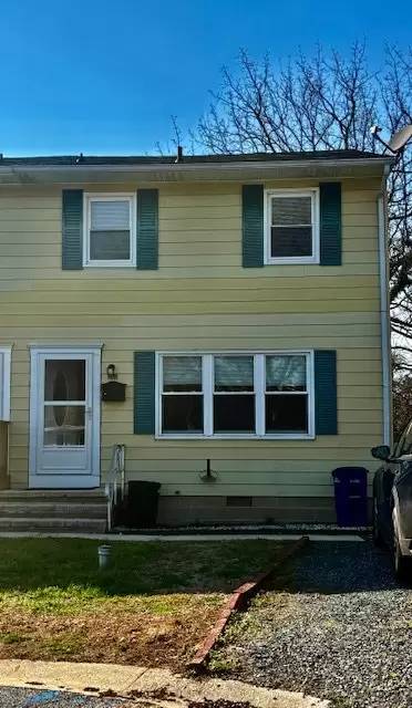 Main picture of 302 Chester Ct