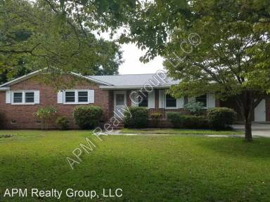 Main picture of 729 Walters Ln