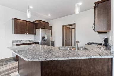 Main picture of 22737A Rando Ct
