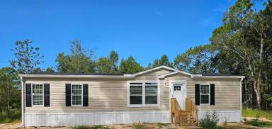 Main picture of 526 S Leona Ave