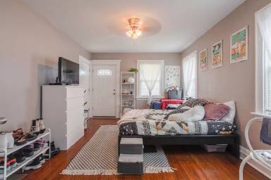 Main picture of 2110 Drex Ave