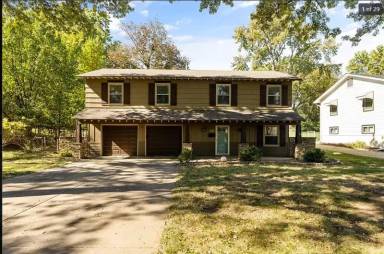 Main picture of 9248 Hemlock St