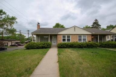 Main picture of Kipling Avenue South