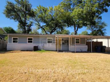 Main picture of 2114 Winthrop Dr
