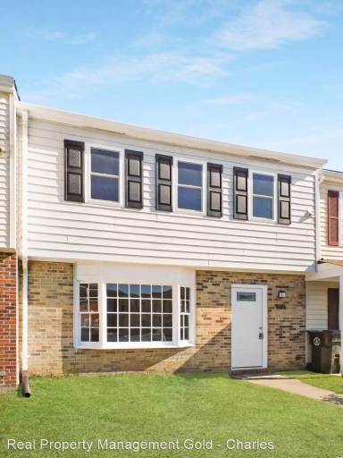 Main picture of 324 Goose Creek Dr