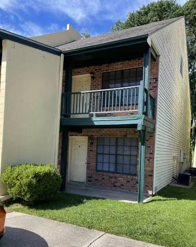 Main picture of 126 N Meyers Dr