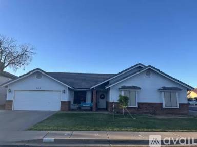 Main picture of 702 S Glenview