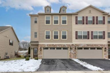 Main picture of 103 Crest Vw