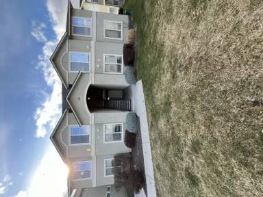 Main picture of Sagecrest Apartments