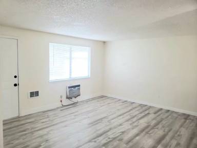 Main picture of 511 Ramona Ave