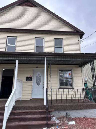 Main picture of 7 Scureman St